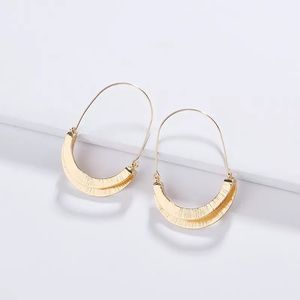 Fold Over Hammered Earrings Gold Tone Crescent